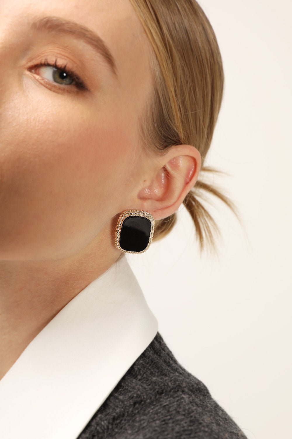 IMG_5269_b45a3bca-3f8d-4d73-b238-7e855c3456ec.jpg Statement Jewel Stud Earrings - Image 1